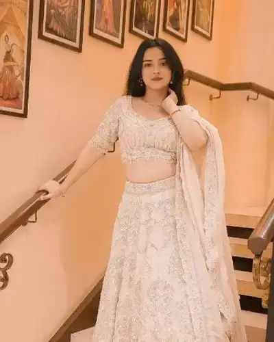 Escort Chandausi